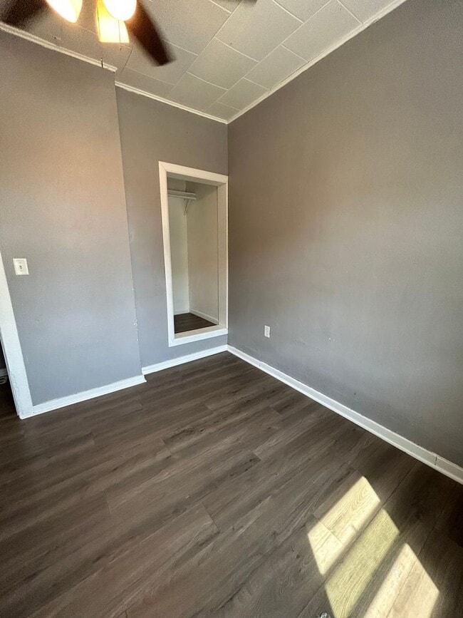 Foto del edificio - 1701 Onalaska Ave