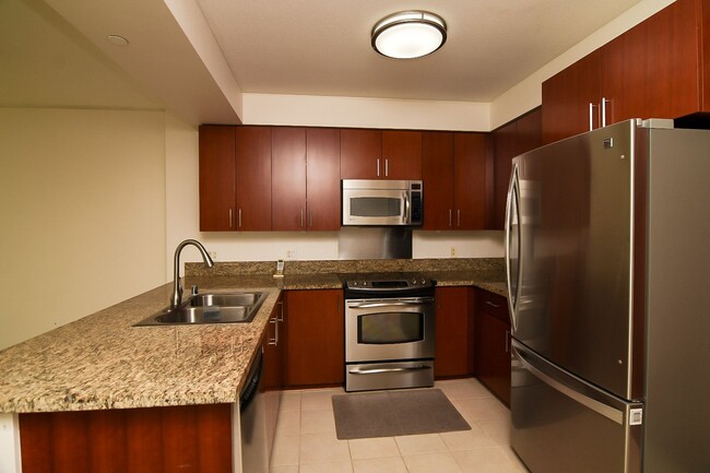 Foto del edificio - 1BR / 1Bath / 1Pkg - Condo in Kakaako