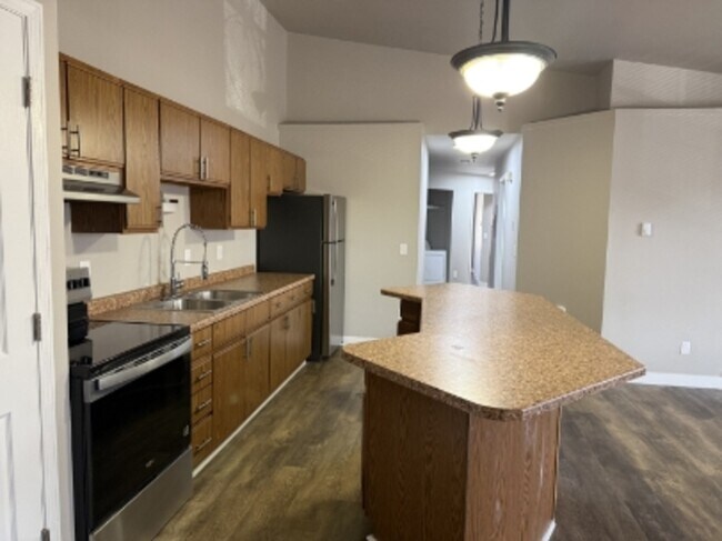 Foto del edificio - 825 Wisconsin St