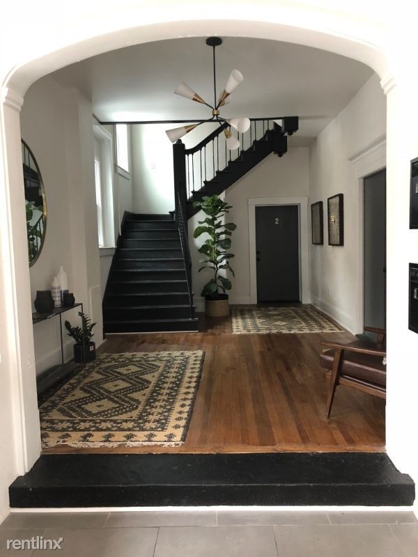 Foto del edificio - 1266 N Lafayette St