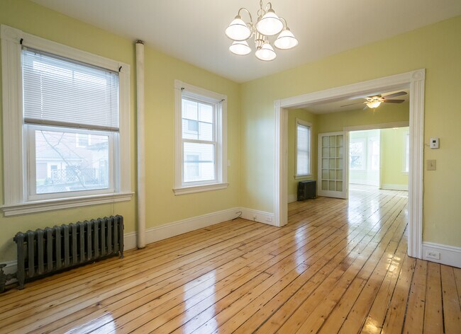 Building Photo - 134 S Angell St