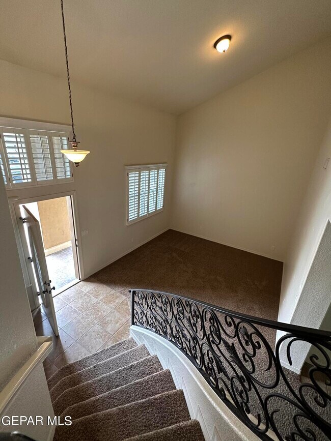 Foto del edificio - 12140 Rathmore Dr