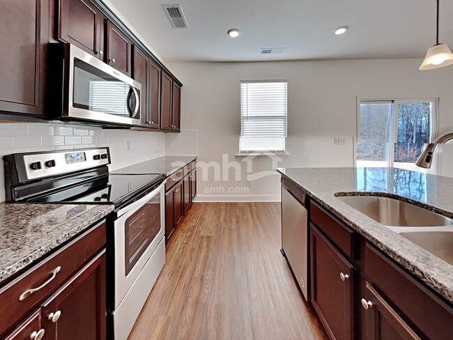 Building Photo - 146 Havenbrook Drive
