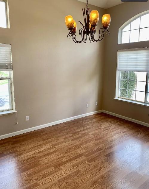 Foto del edificio - 880 Woodcreek Way