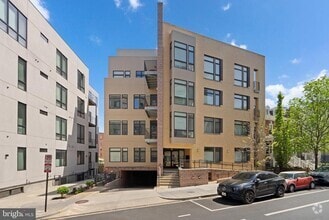 Building Photo - 3035 15th St NW