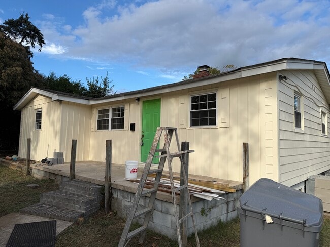 Photo - LucasCt House