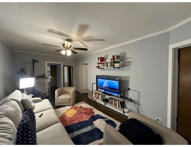 Foto del edificio - 4210 N Kilpatrick Ave