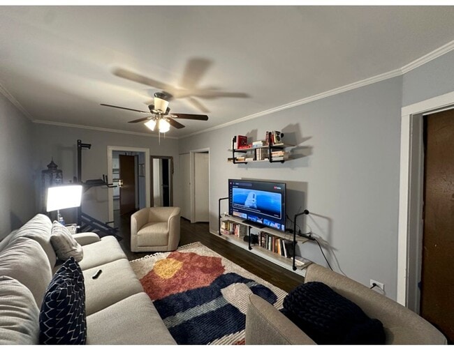 Building Photo - 4210 N Kilpatrick Ave