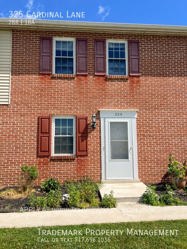 Primary Photo - Nice Leola Town Home