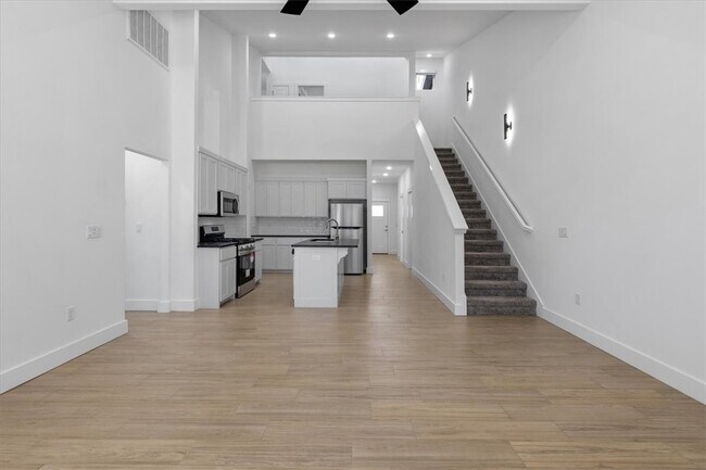 Foto del edificio - 717 Sun Meadows Loop