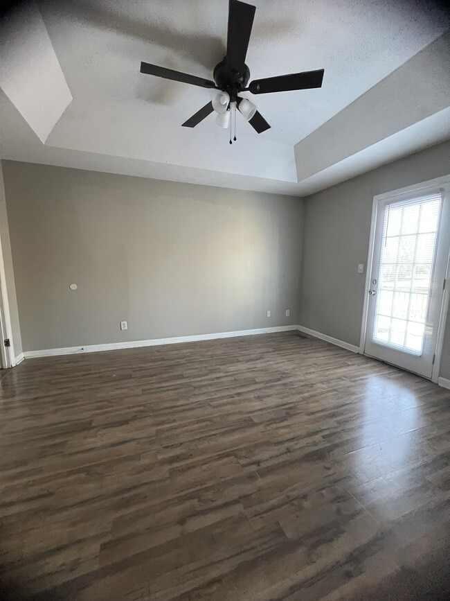 Building Photo - 1714 Dublin Ct