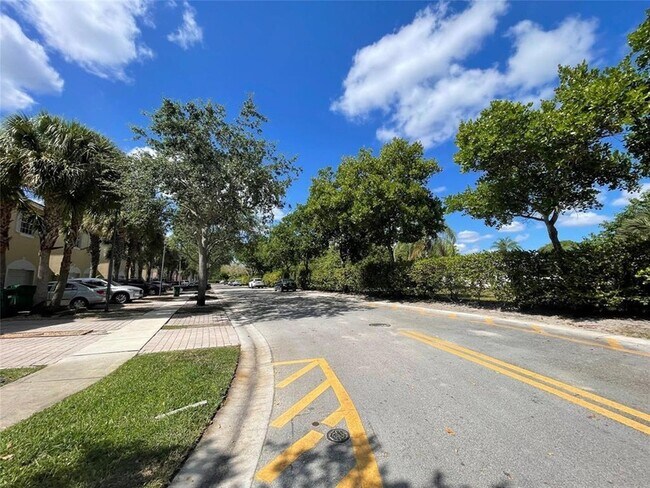 Photo - 6301 Landings Terrace Townhome