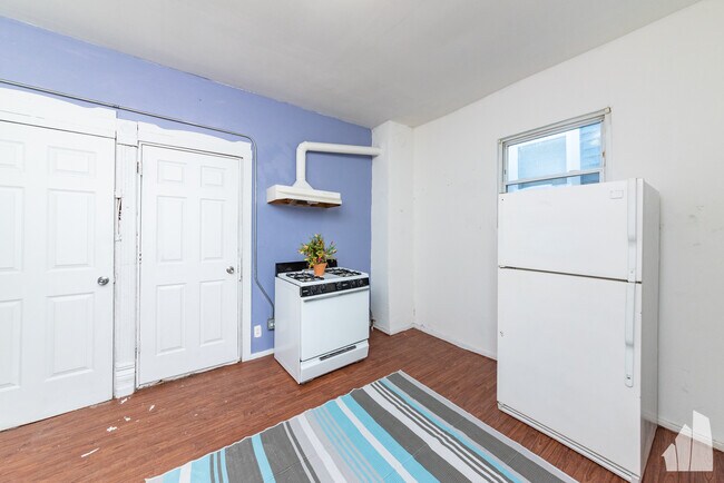 Building Photo - 1722 N Spaulding Ave