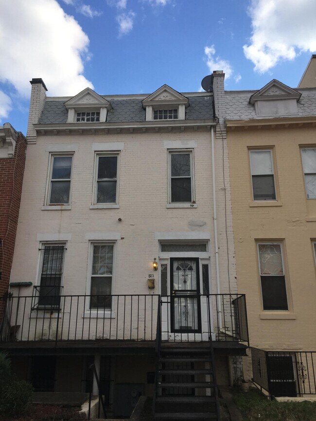 Building Photo - 511 K St NE