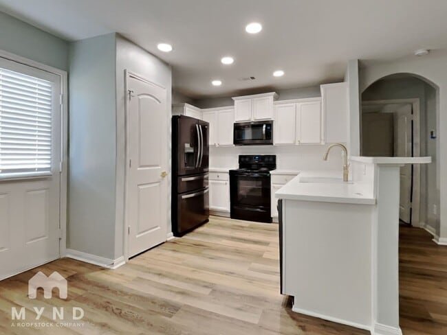 Building Photo - 6119 Coral Cv Rd