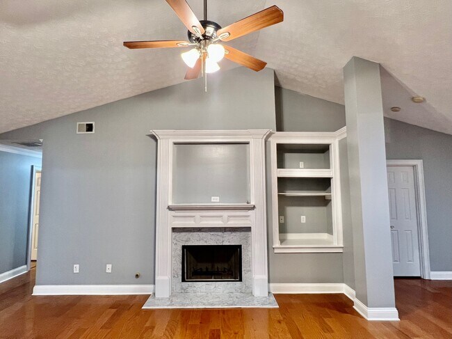 Building Photo - 1750 Mission Park Ct
