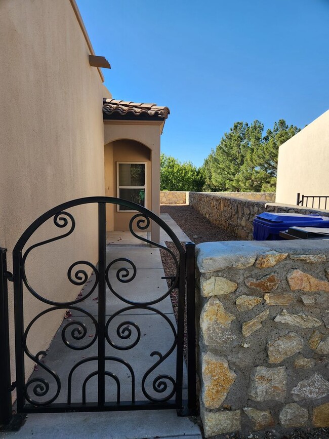 Foto del edificio - 1293 Mission Nuevo Dr