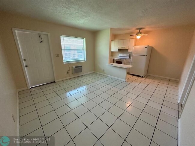 Foto del edificio - 1038 NW 3rd Ave