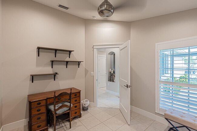Foto del edificio - 410 SW Talquin Ln