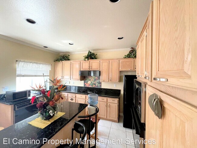 Building Photo - 3 br, 2.5 bath House - 13226 Addington St.
