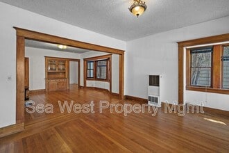 Building Photo - 4083 Albatross St