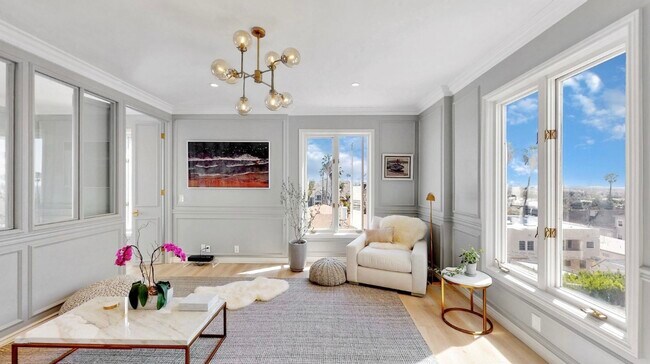 Building Photo - 1424 N Crescent Heights Blvd