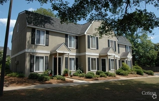 Phase 1 townhomes - Greystone at Creekwood