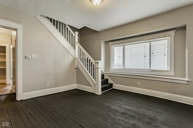 Building Photo - 1624 Yandes St