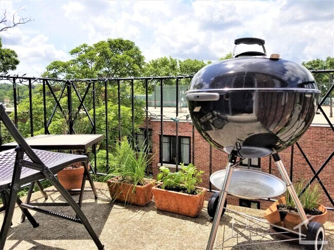 Foto del edificio - 85 Sutherland Rd