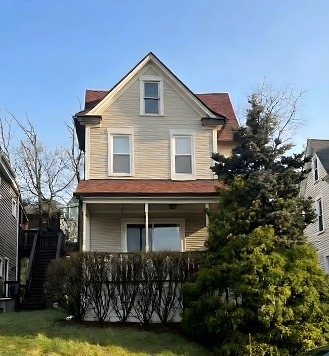 Building Photo - 1222 Broadway Ave