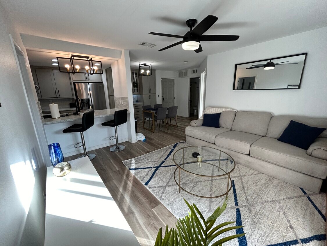 Foto principal - 3078 Broadway