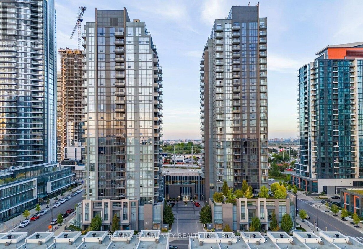 Primary Photo - 5033 Four Springs Ave