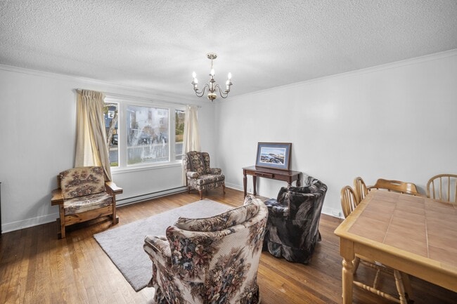 Building Photo - 52 Grenfell Ave