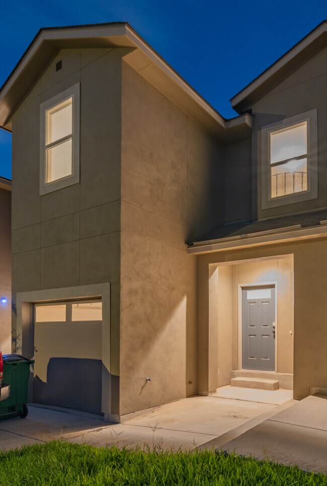 6422 Marcel Way, San Antonio, TX 78233 Townhome Rentals in San