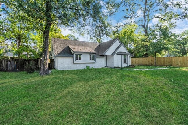 Building Photo - 17602 Mossforest Dr