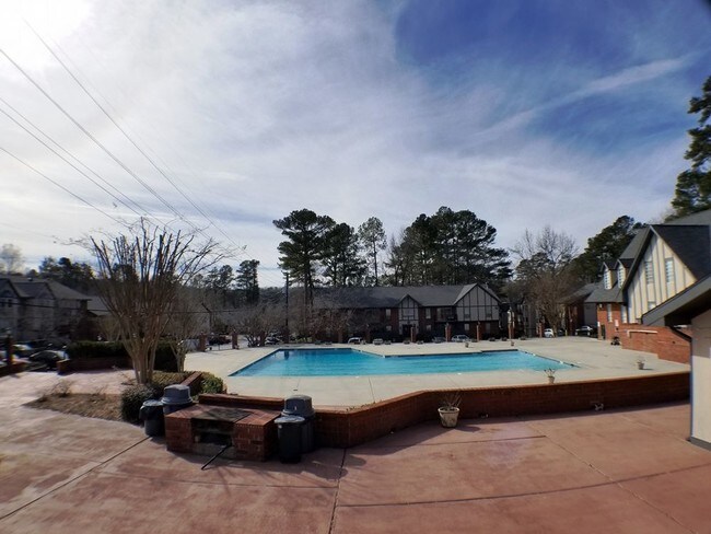 Foto del edificio - 6851 Roswell Rd NE