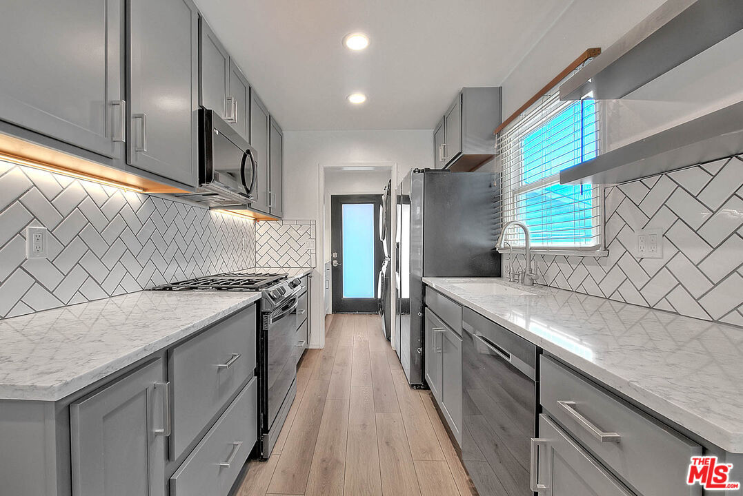 Foto principal - 2150 240th St