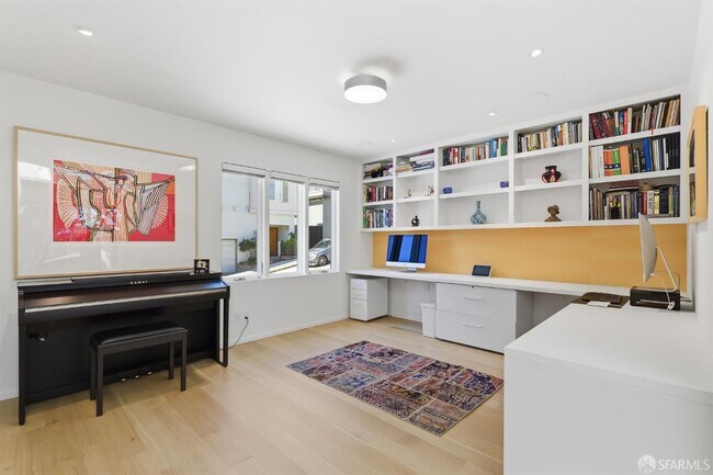 Foto del edificio - 74 Midcrest Way