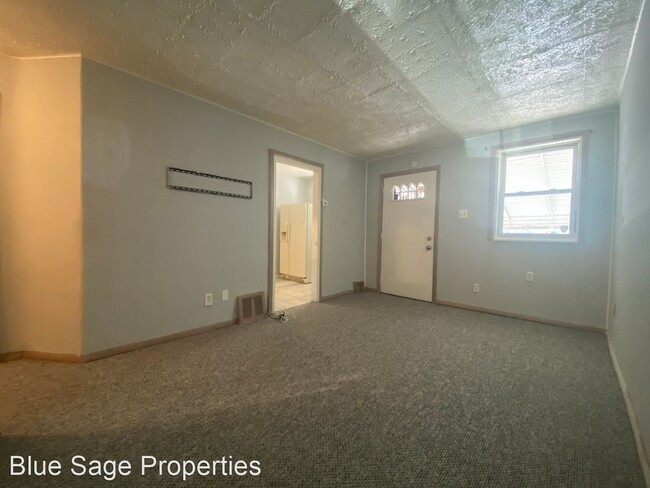 Building Photo - 2 br, 1 bath House - 917 Burnside Rd