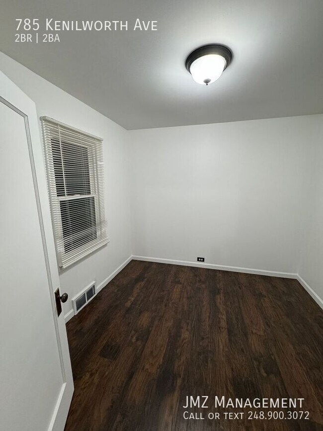 Foto del edificio - 785 Kenilworth Ave