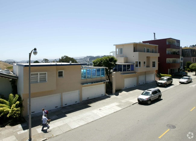 Building Photo - 421-435 Buena Vista Ave E