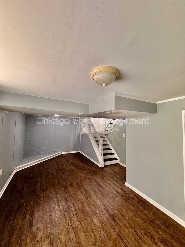 Foto del edificio - 4507 Balmoral Dr