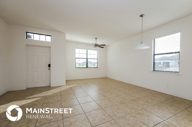 Building Photo - 1631 SW 25th Ln