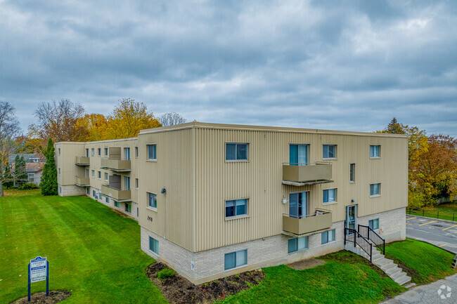 Building Photo - Pioneer Apartments