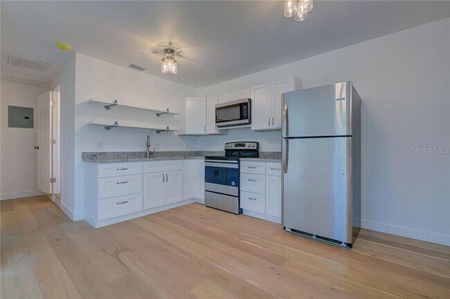 Foto del edificio - 901 Oak St SW