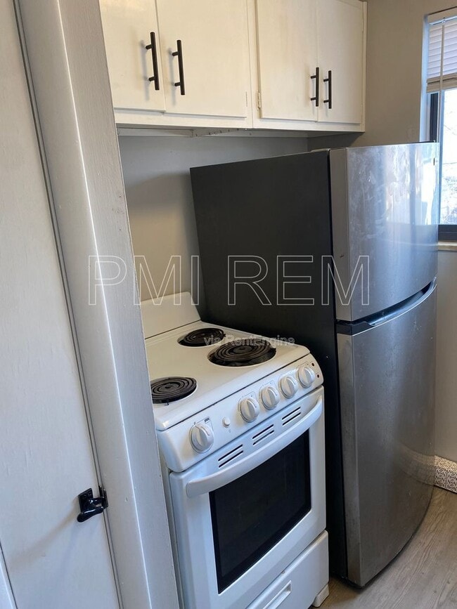 Interior Photo - Ashby Terrace