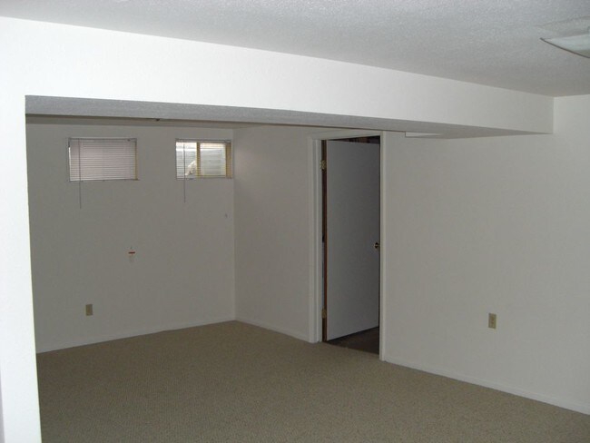 Building Photo - 4474 S Newton St
