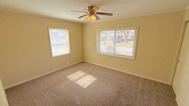 Building Photo - 1892 Capri Rd