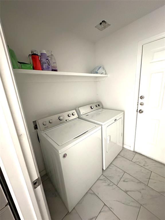 Foto del edificio - 13609 Letti Ln