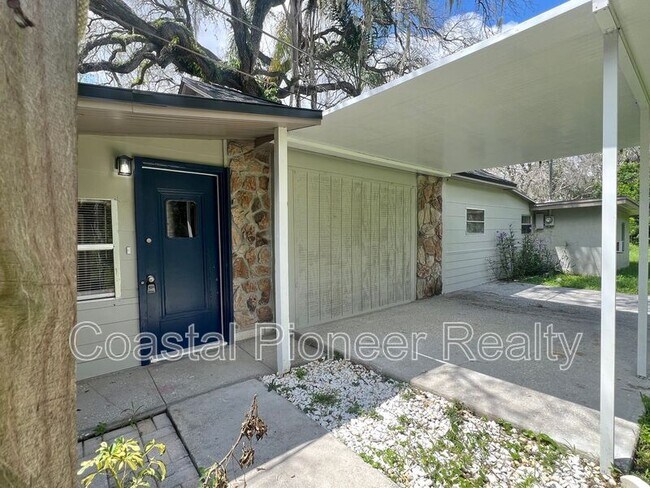 Foto del edificio - 5045 Green Key Rd